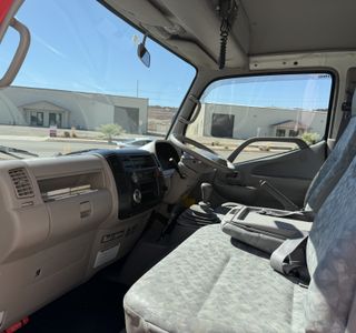 2000 Hino Dutro Fire Truck photo 26