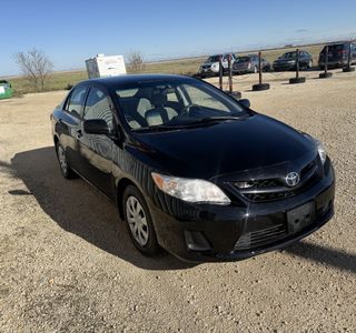 2013 Toyota Corolla photo 5