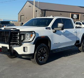 2020 GMC Sierra 2500HD AT4 Crew Cab 4WD photo 1