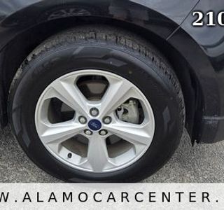 2015 Ford Edge SE FWD photo 12