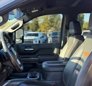 2020 GMC Sierra 2500HD AT4 Crew Cab 4WD photo 15