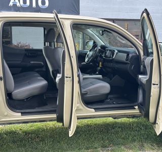 2019 Toyota Tacoma SR5 Long Bed V6 4WD photo 24