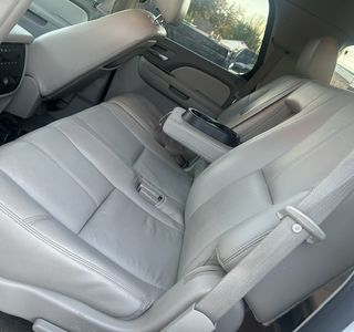 2014 Chevrolet Tahoe LT 2WD photo 15