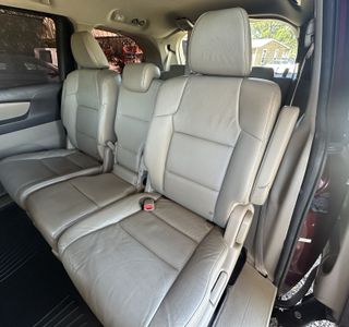 2016 Honda Odyssey EX-L w/ DVD photo 29