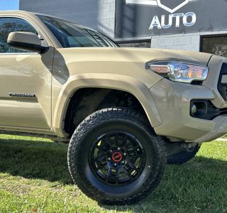 2019 Toyota Tacoma SR5 Long Bed V6 4WD photo 3