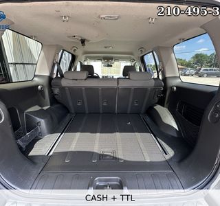 2009 Nissan Xterra X 4WD photo 61