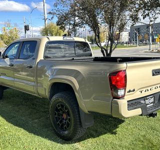 2019 Toyota Tacoma SR5 Long Bed V6 4WD photo 9