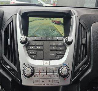 2016 Chevrolet Equinox LT 2WD photo 17