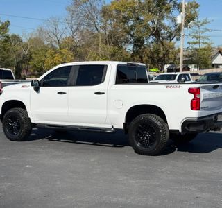 2019 Chevrolet Silverado 1500 LT Trail Boss Crew Cab 4WD photo 8
