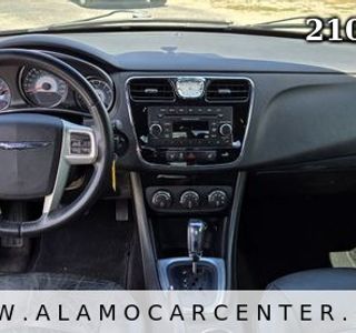 2013 Chrysler 200 Limited photo 33