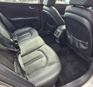 2018 Kia Optima EX photo 11