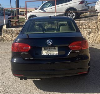 2014 Volkswagen Jetta SEL photo 4
