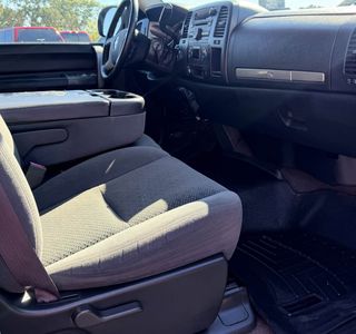 2008 Chevrolet Silverado 2500HD photo 13