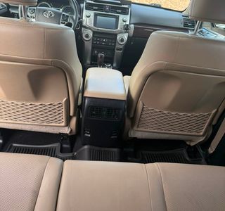 2017 Toyota 4Runner Limited 4WD V6 photo 16