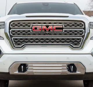 2020 GMC Sierra 1500 Denali Crew Cab Long Box 4WD photo 8