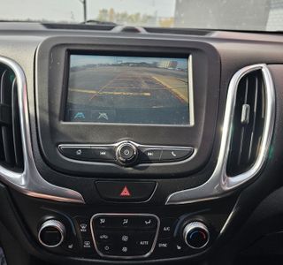2018 Chevrolet Equinox LT AWD photo 18
