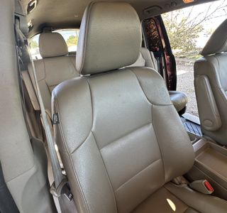 2016 Honda Odyssey EX-L w/ DVD photo 43