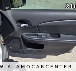 2013 Chrysler 200 Limited photo 18