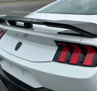 2025 Ford Mustang Dark Horse photo 11