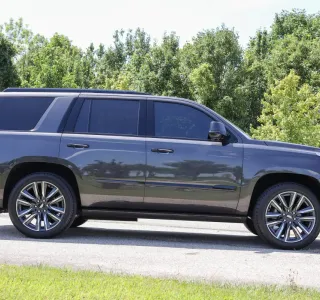 2018 Cadillac Escalade Premium 2WD photo 8