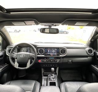 2017 Toyota Tacoma TRD Off Road Premium Long Bed V6 4WD photo 27