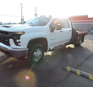 2021 Chevrolet Silverado 3500HD Work Truck Crew Cab Long Box 4WD photo 1