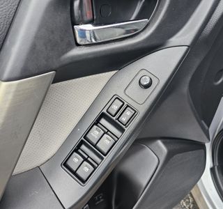 2014 Subaru Forester 2.5i Limited photo 15