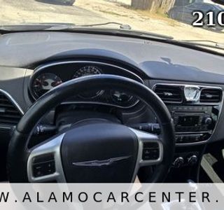 2013 Chrysler 200 Limited photo 41