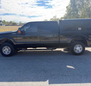 2016 Ford F-250 SD XLT Crew Cab Long Bed 4WD photo 11