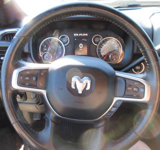 2024 RAM 3500 Big Horn Crew Cab LWB 4WD DRW photo 17