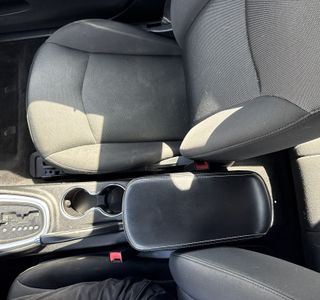 2013 Dodge Avenger SXT photo 19