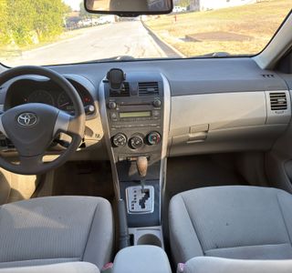 2010 Toyota Corolla Base 4-Speed AT photo 4