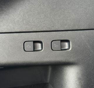 2025 Tesla Model Y Long Range AWD photo 25