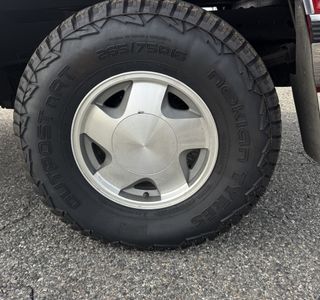 1990 Chevrolet C/K 1500 Reg. Cab Sportside 4WD photo 10