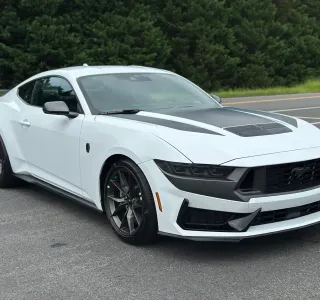 2025 Ford Mustang Dark Horse photo 7