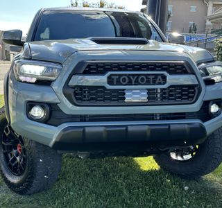 2023 Toyota Tacoma TRD Off Road Premium V6 4WD photo 4