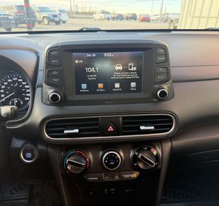 2021 Hyundai Kona AWD photo 13