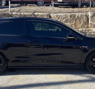 2015 Volkswagen GTI S 6M 2-Door photo 6