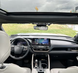 2026 Toyota Grand Highlander Hybrid MAX Platinum AWD photo 33