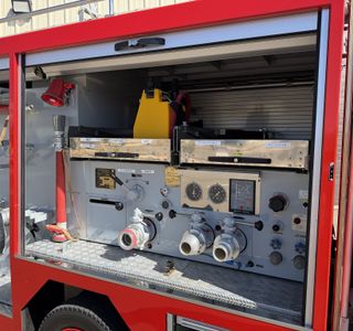 2000 Hino Dutro Fire Truck photo 22