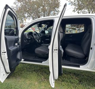 2019 Toyota Tacoma TRD Off Road Long Bed V6 4WD photo 19