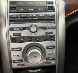 2005 Acura RL SH-AWD photo 15