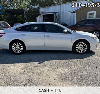 2013 Toyota Avalon Hybrid Limited photo 6