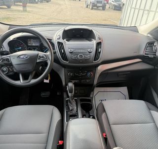 2019 Ford Escape FWD photo 10