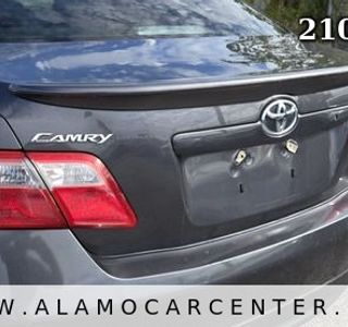 2009 Toyota Camry SE photo 11