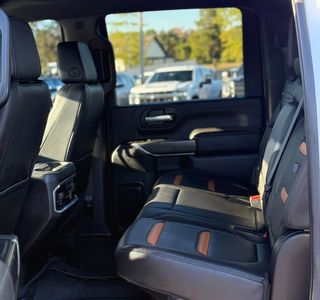 2020 GMC Sierra 2500HD AT4 Crew Cab 4WD photo 11