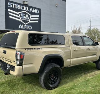 2017 Toyota Tacoma TRD Off Road Premium Long Bed V6 4WD photo 7