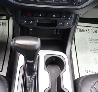 2016 Chevrolet Colorado LT Crew Cab 2WD photo 21