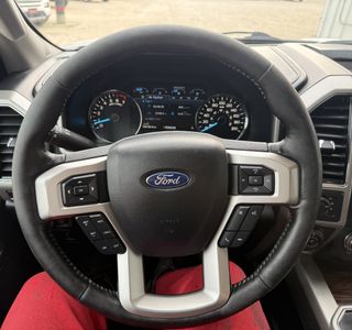 2018 Ford F-150 Lariat SuperCrew 5.5-ft. 4WD photo 13