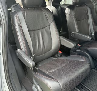 2025 Toyota Sienna XSE 7-Passenger AWD photo 26